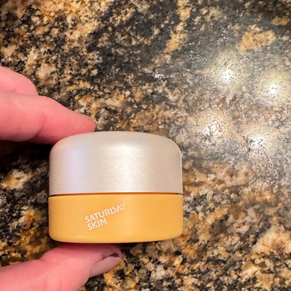Yuzu Vitamin C Bright Eye Cream - Yellow - Picture 2 of 3